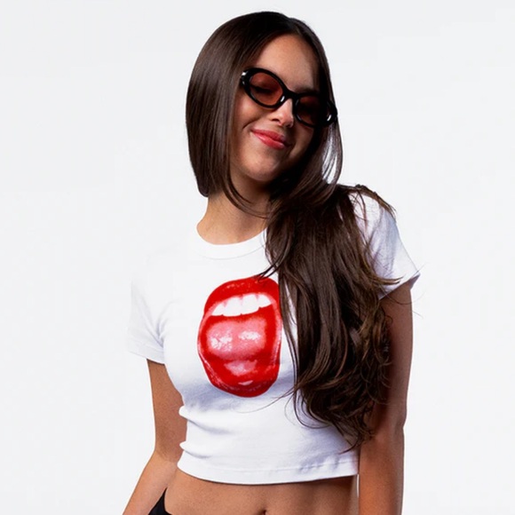 Olivia Rodrigo Percect All American crop tee size large - Picture 4 of 9